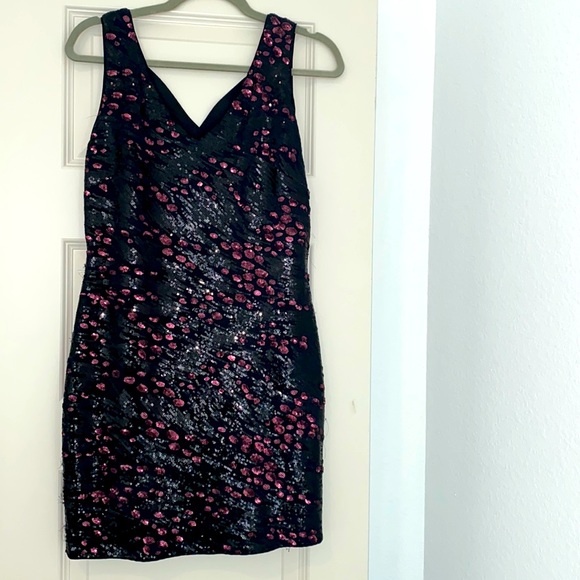 ASTR Sequent Dress - Picture 1 of 6